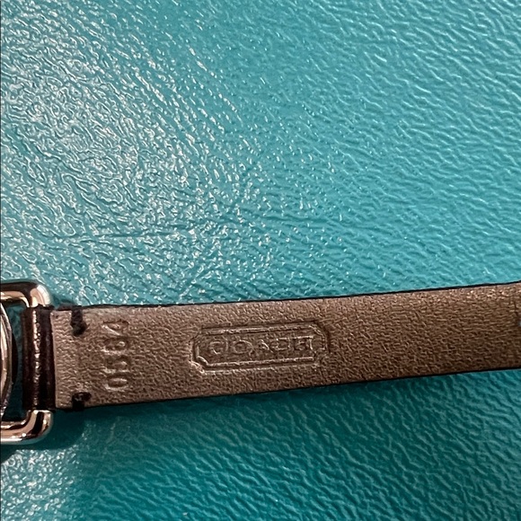 Vintage Coach Women’s Bridle Diamond Stainless Steel Watch-Black Leather Band - Picture 4 of 6